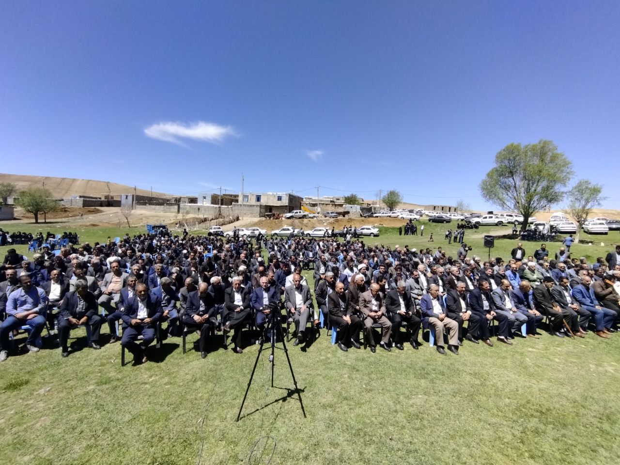 مراسم صلح و سازش (خون، صلح) در روستای خاکی بخش کاکاوند شهرستان دلفان
