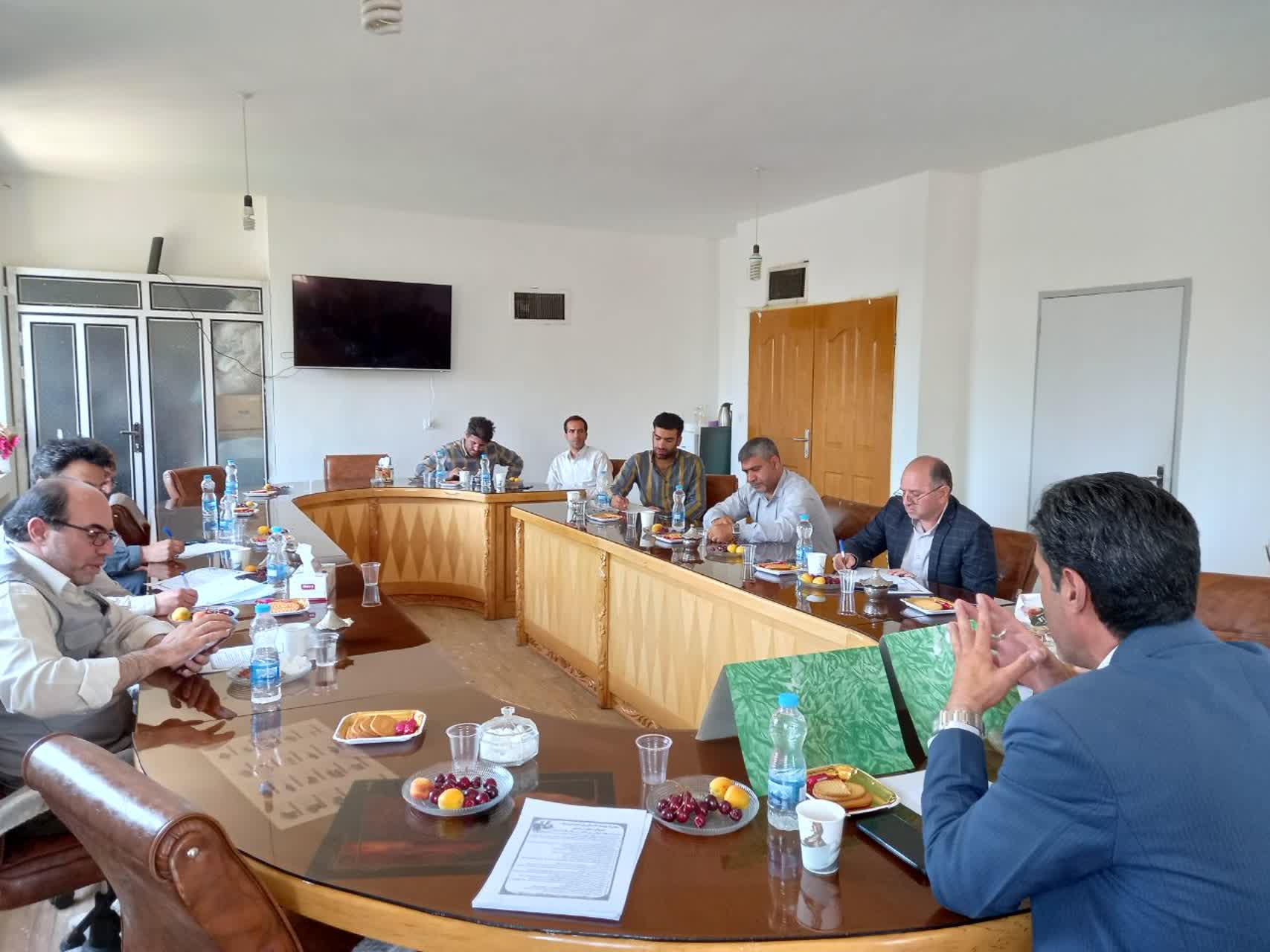 نشست خبری مدیریت جهاد کشاورزی شهرستان دلفان با اصحاب رسانه
