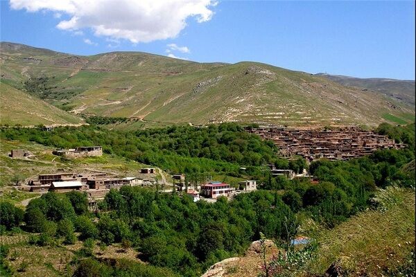 ۳۰ روستای لرستان ظرفیت تبدیل شدن به روستاهای هدف گردشگری را دارند