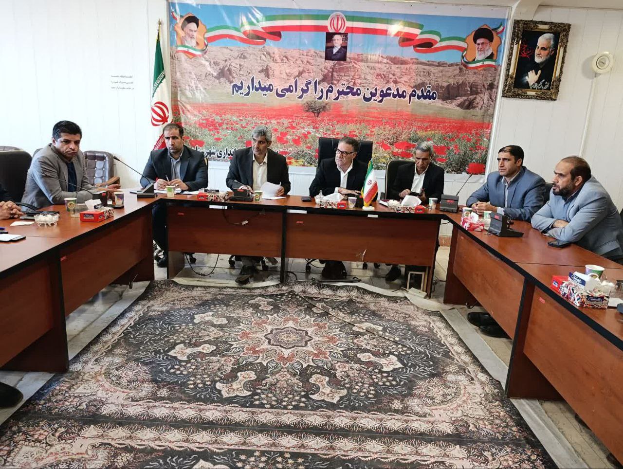 بخشداران دلفان با خبازی‌های متخلف در سطح بخش برخورد کنند
